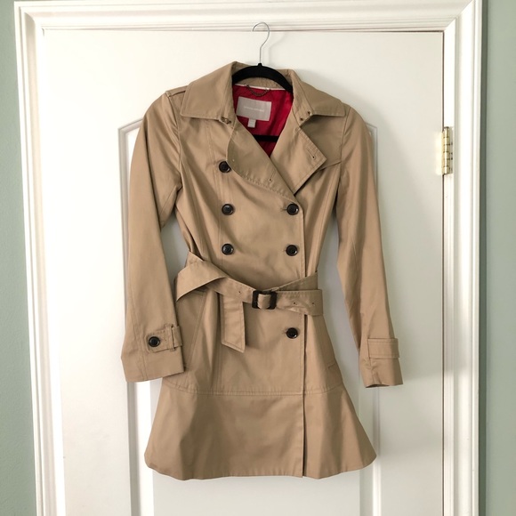 Banana Republic Trench Coat - Picture 1 of 3